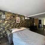 Le Spa De L\'Impasse